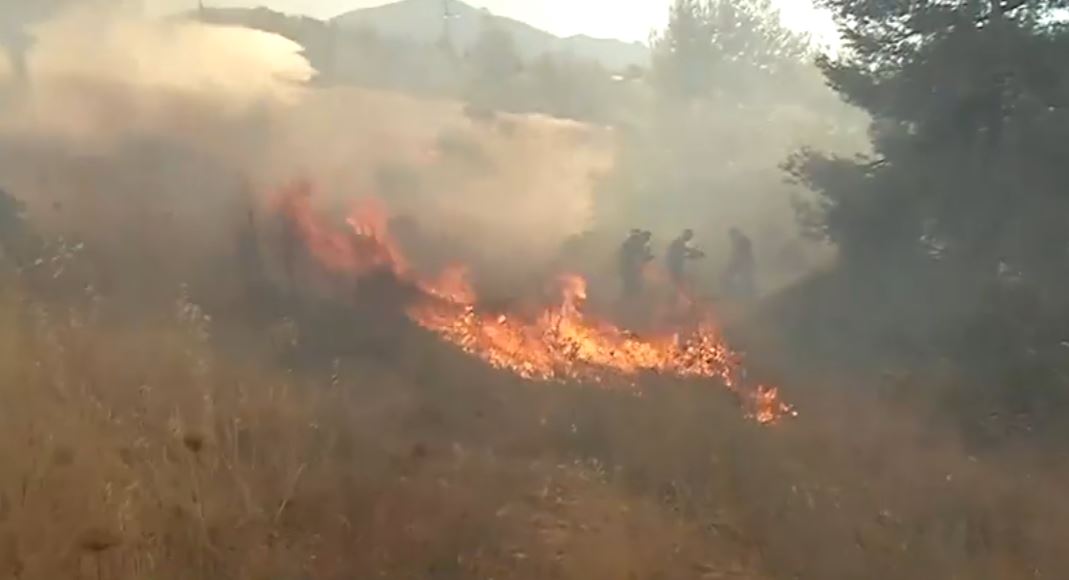 φωτιά στα Μέγαρα