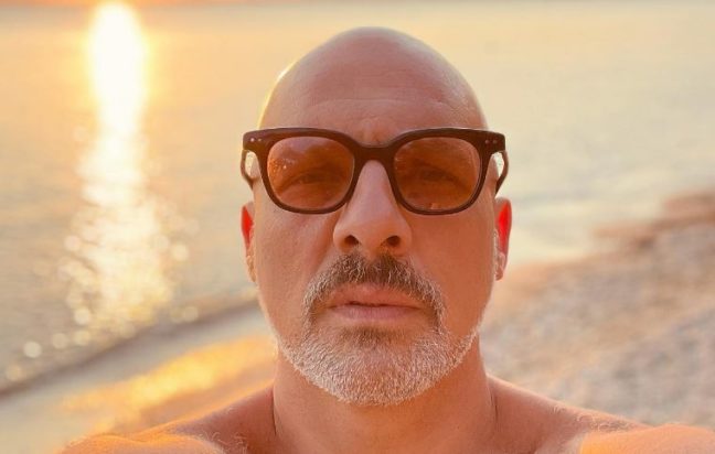 Νίκος Μουτσινάς