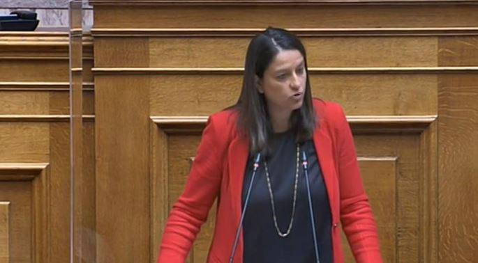 Νίκη Κεραμέως