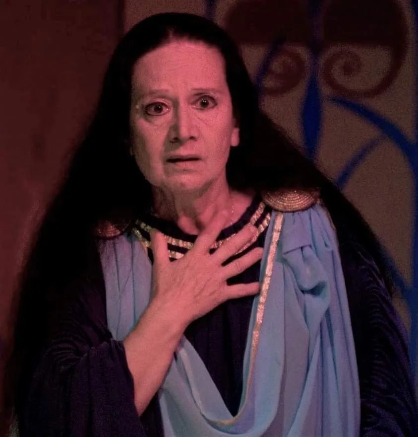 πέθανε η Άννα Πολυτίμου