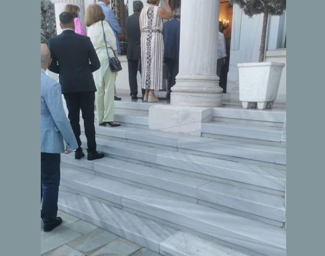 Στέλιος Κυμπουρόπουλος: Έφυγε αγανακτισμένος από εκδήλωση – Η ανάρτηση που πρέπει να προβληματίσει