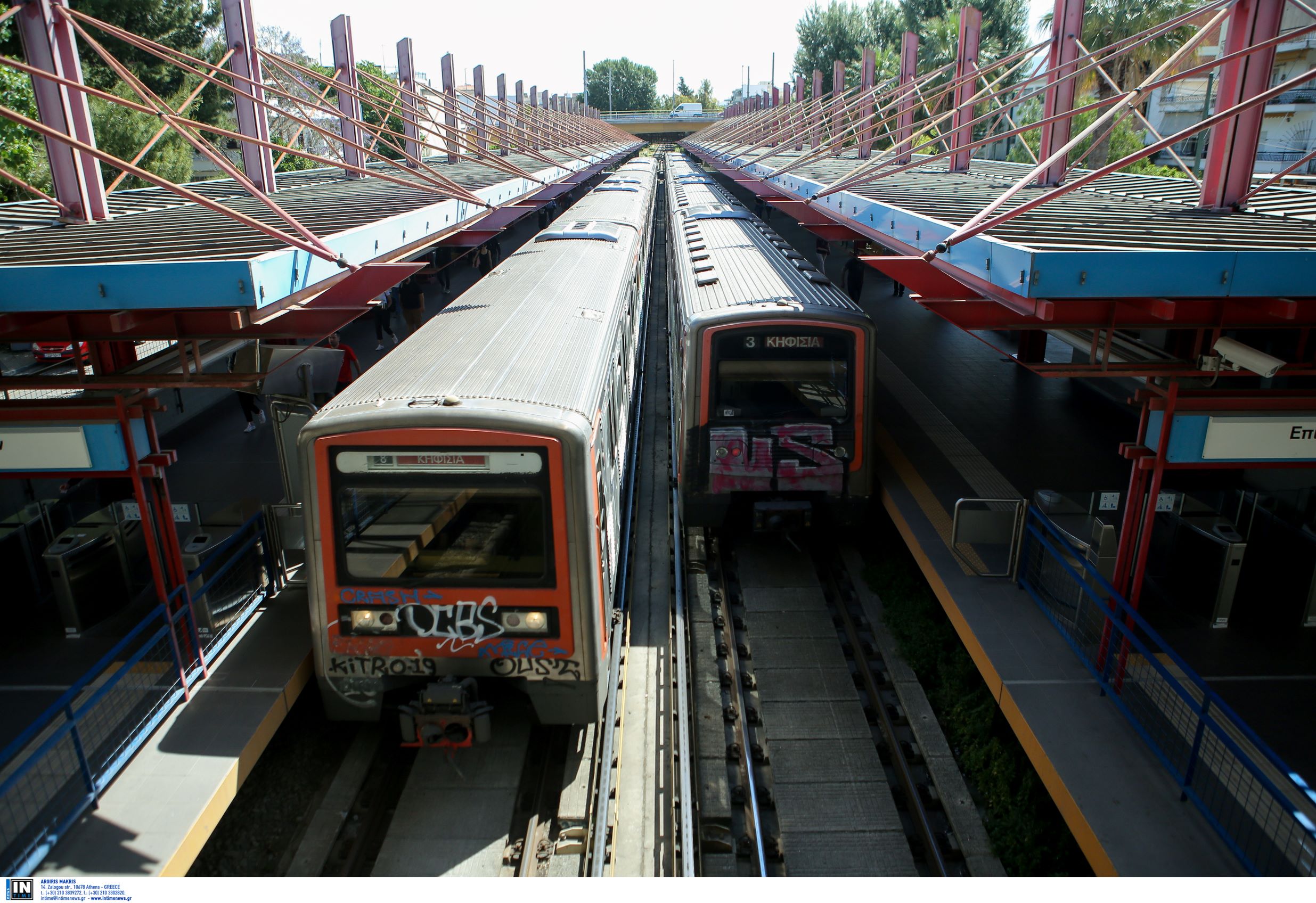 Καύσωνας: «Χωρίς κλιματισμό και ασφυκτικά γεμάτα τα βαγόνια του ΗΣΑΠ» καταγγέλλουν αναγνώστες του enikos.gr