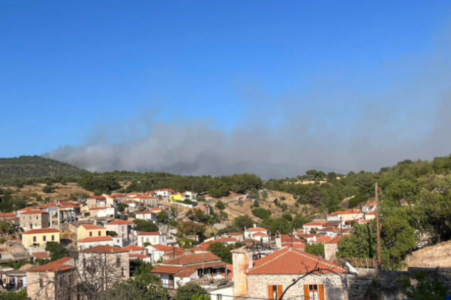 Βρίσα Λέσβος φωτιά