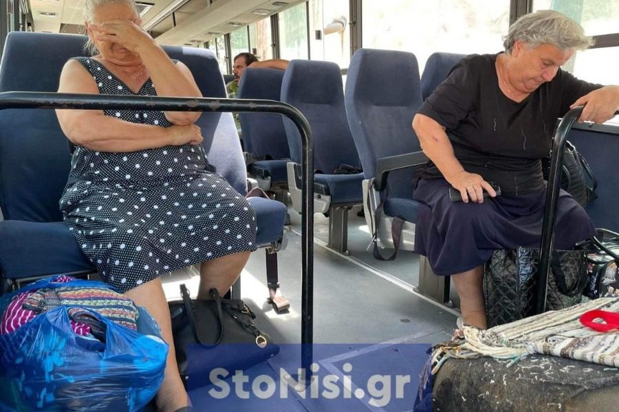 Φωτιά στην Λέσβο: Με δάκρυα και μια τσάντα πράγματα εγκατέλειψαν την Βρίσα και τον Σταυρό – ΦΩΤΟ και ΒΙΝΤΕΟ