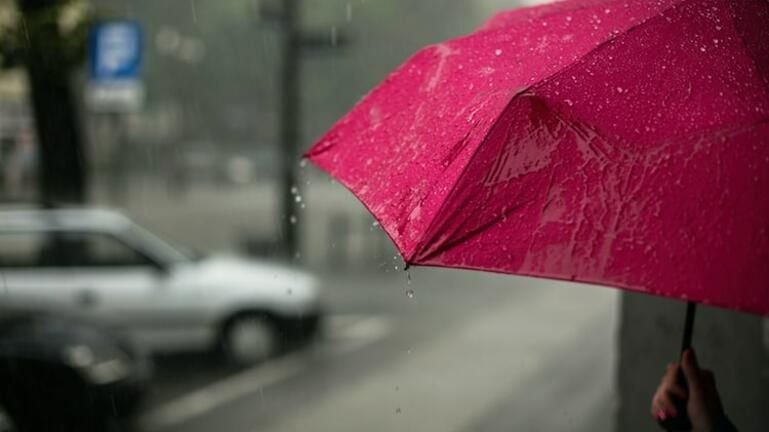 Καιρός: Βροχές το Μεγάλο Σάββατο – Πώς θα ψήσουμε τον οβελία, οι τελευταίες προβλέψεις των μετεωρολόγων