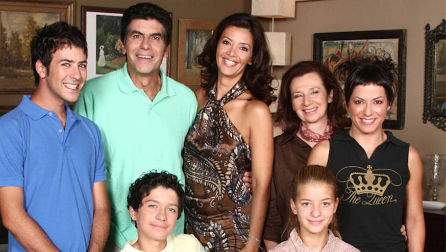 «Ευτυχισμένος στην ταβέρνα» – Η απάντηση – «γροθιά» ηθοποιού από το «Ευτυχισμένοι μαζί»