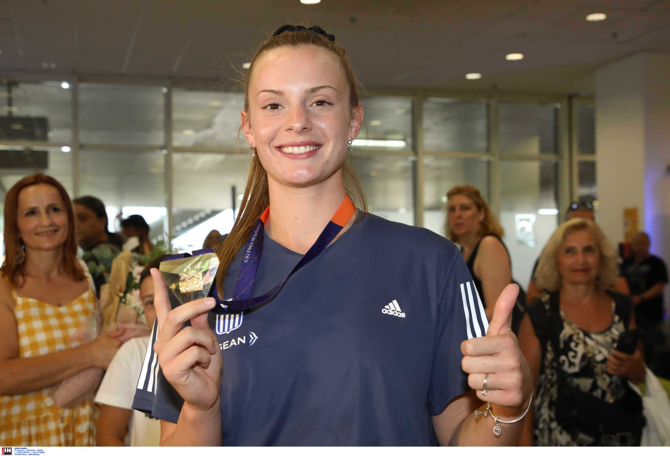 Ελίνα Τζένγκο