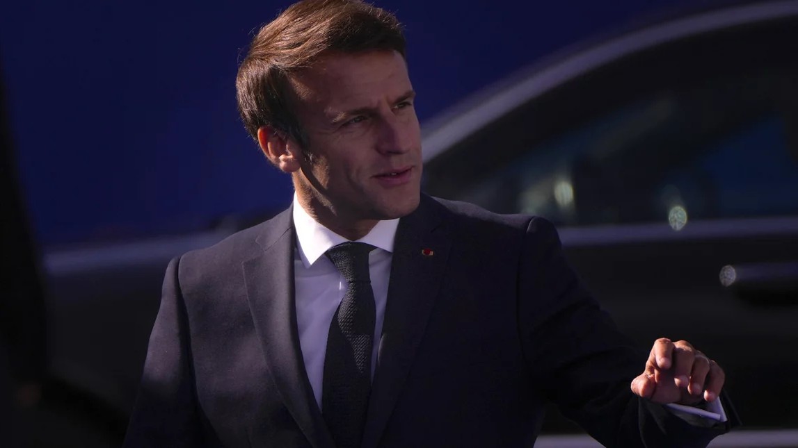 Γαλλία: Ο Μακρόν θα δεχθεί τη Δευτέρα τον πρωθυπουργό της Πολωνίας για να μιλήσουν για την Ουκρανία