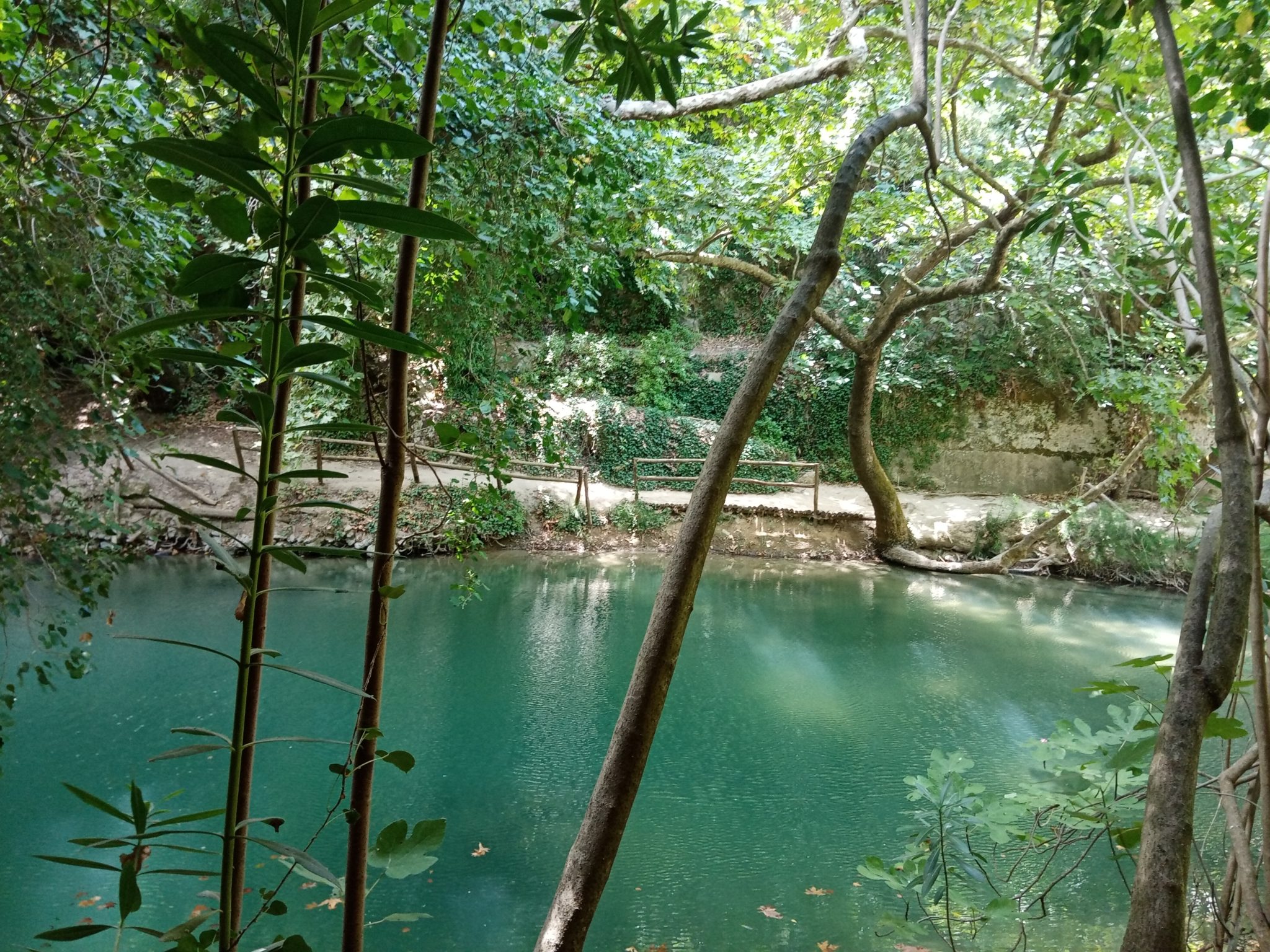 Νεραϊδόσπηλιο