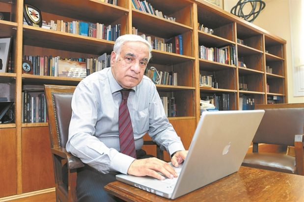 Διονύσης Σιμόπουλος