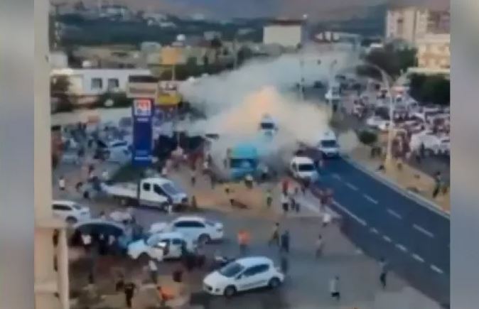 Τουρκία: Νέο τρομακτικό τροχαίο με τουλάχιστον 16 νεκρούς – Φορτηγό χωρίς φρένα έπεσε πάνω σε πλήθος – BINTEO