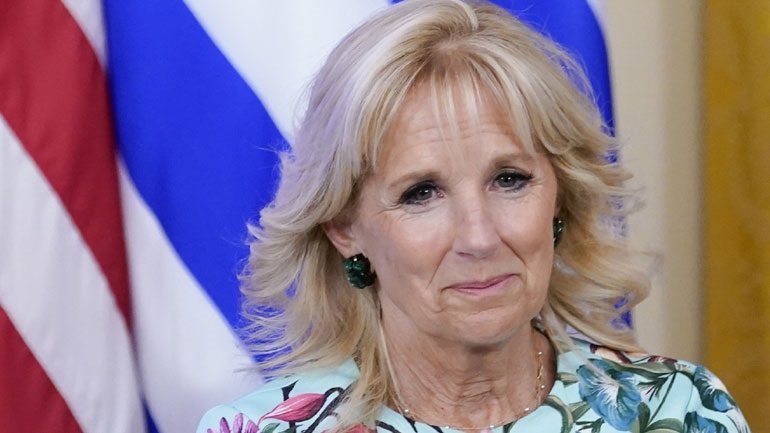 ΗΠΑ: Θετική στον κορονοϊό η πρώτη κυρία των ΗΠΑ, Τζιλ Μπάιντεν