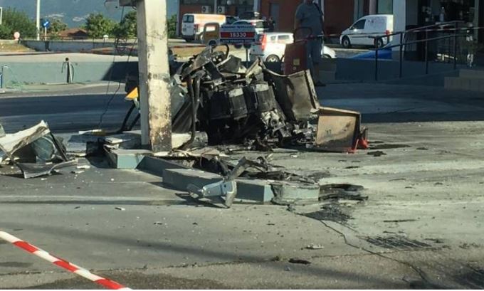 Βέροια- νταλίκα σε βενζινάδικο