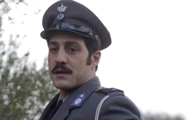 Άγγελος, Άγριες Μέλισσες