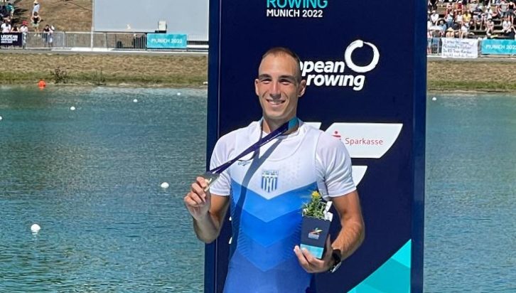 Αντώνης Παπακωνσταντίνου