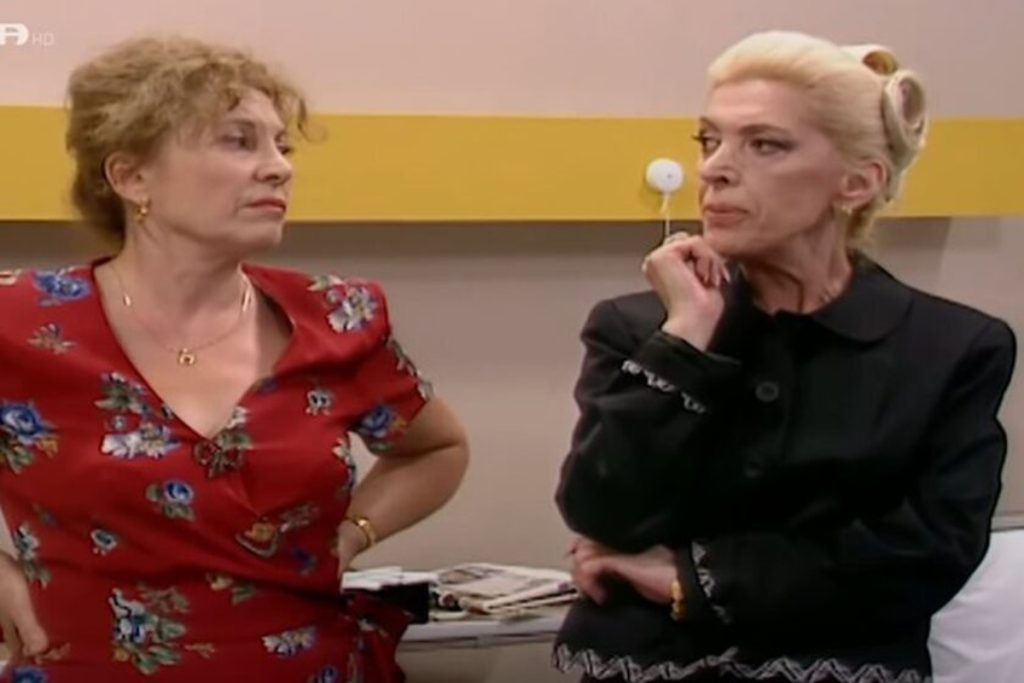 Χρυσούλα Διαβάτη - Ντίνα Κώνστα