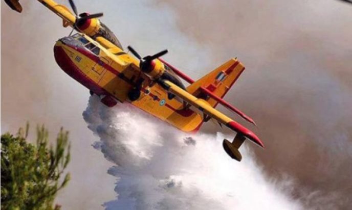 φωτιά- αεροσκάφος