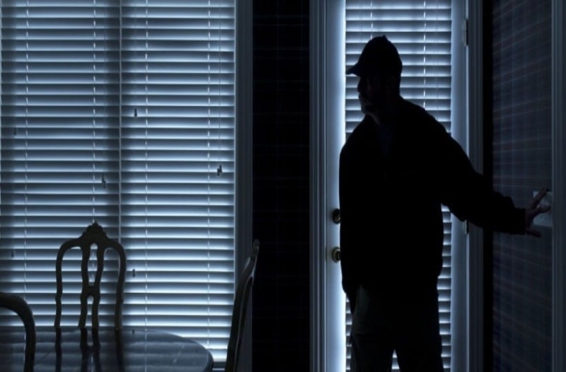 Διαρρήκτες-αναρριχητές στη Θεσσαλονίκη – Είχαν αδειάσει 22 διαμερίσματα