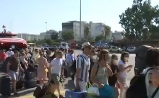 Λιμάνια κίνηση- Δεκαπενταύγουστος