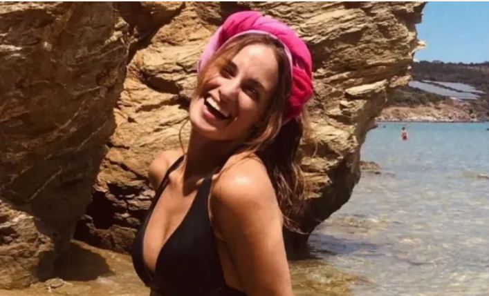 Μαρία Βοσκοπούλου: Βουτιές στις 8 το πρωί σε μαγικά νερά