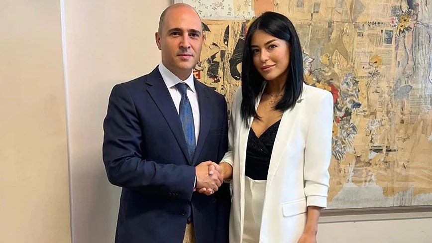 Κωνσταντίνος Μπογδάνος: Έκανε αντιπρόεδρο της «Εθνικής Συμφωνίας» την Αφροδίτη Λατινοπούλου