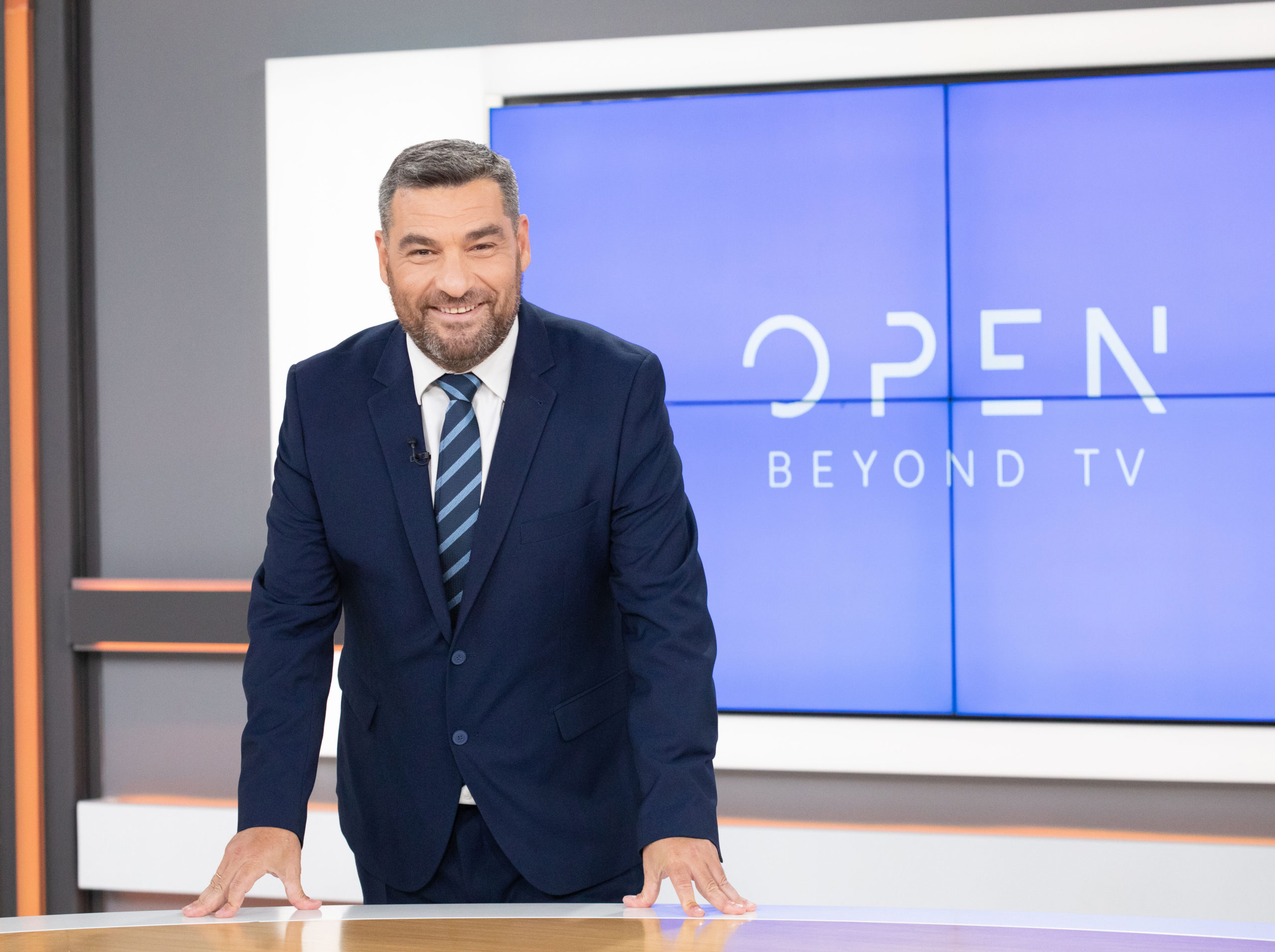 Μάνος Νιφλής OPEN