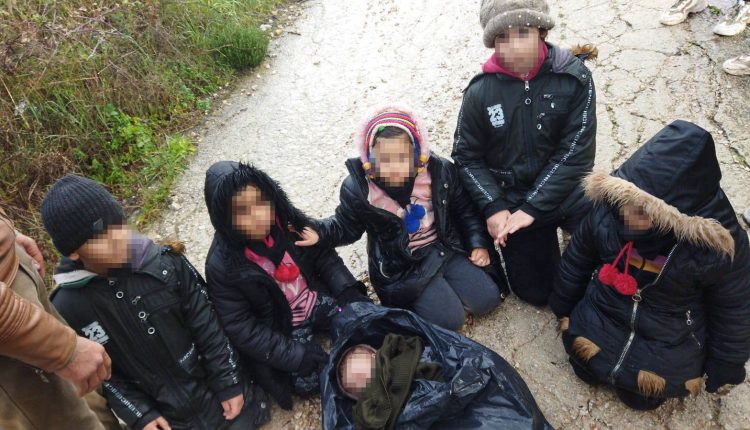 Προσφυγόπουλα φωτό αρχείου