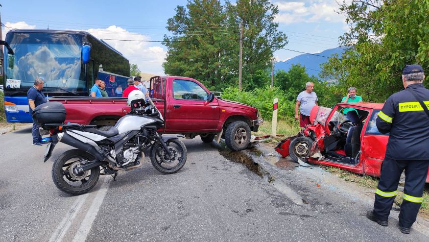 Ιωάννινα: Πώς συνέβη το τροχαίο με έναν νεκρό και δύο τραυματίες – Η φονική προσπέραση