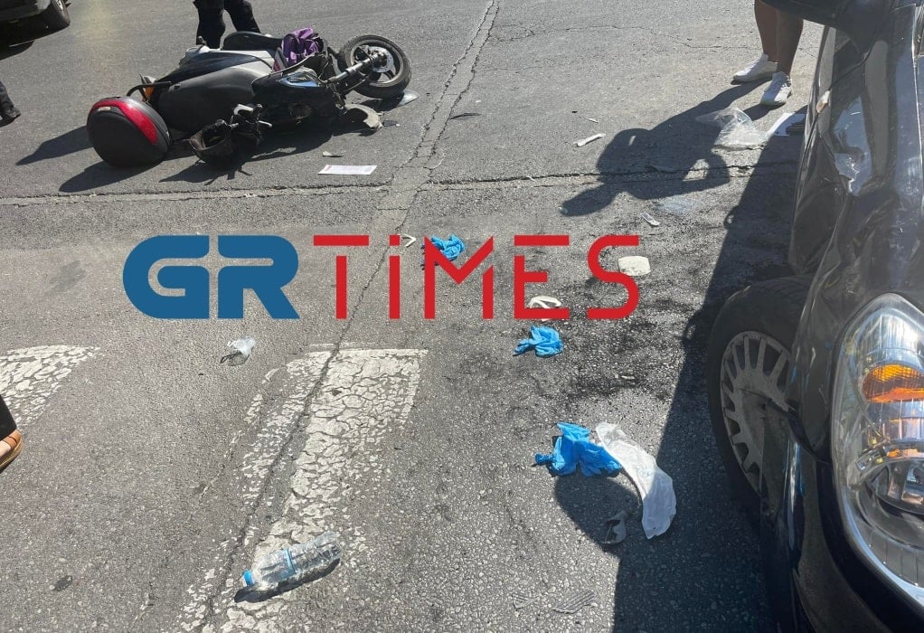 Θεσσαλονίκη: Σοβαρό τροχαίο με δικυκλιστή που έπαθε ανακοπή την ώρα που οδηγούσε