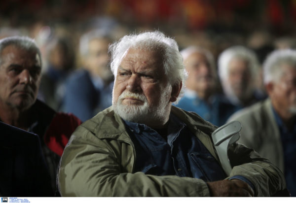 Κώστας Καζάκος