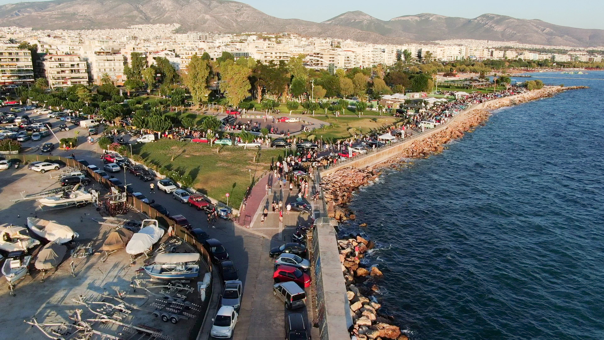 Άλιμος αυτοκίνητα μοτοσικλέτες