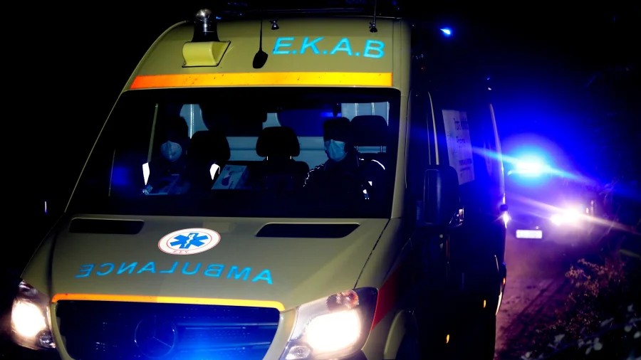 Τροχαίο στη Χαλκίδα: Αυτοκίνητο συγκρούστηκε με μηχανή