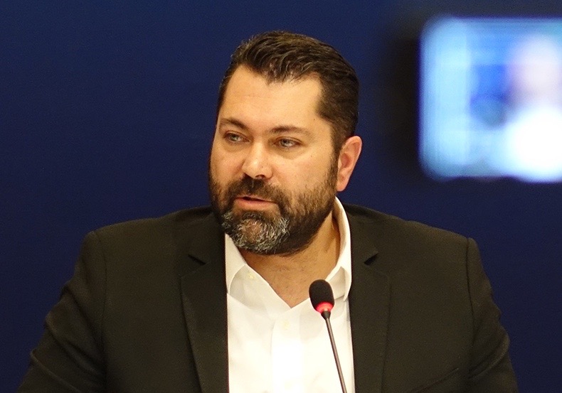 Λευτέρης Κρέτσος