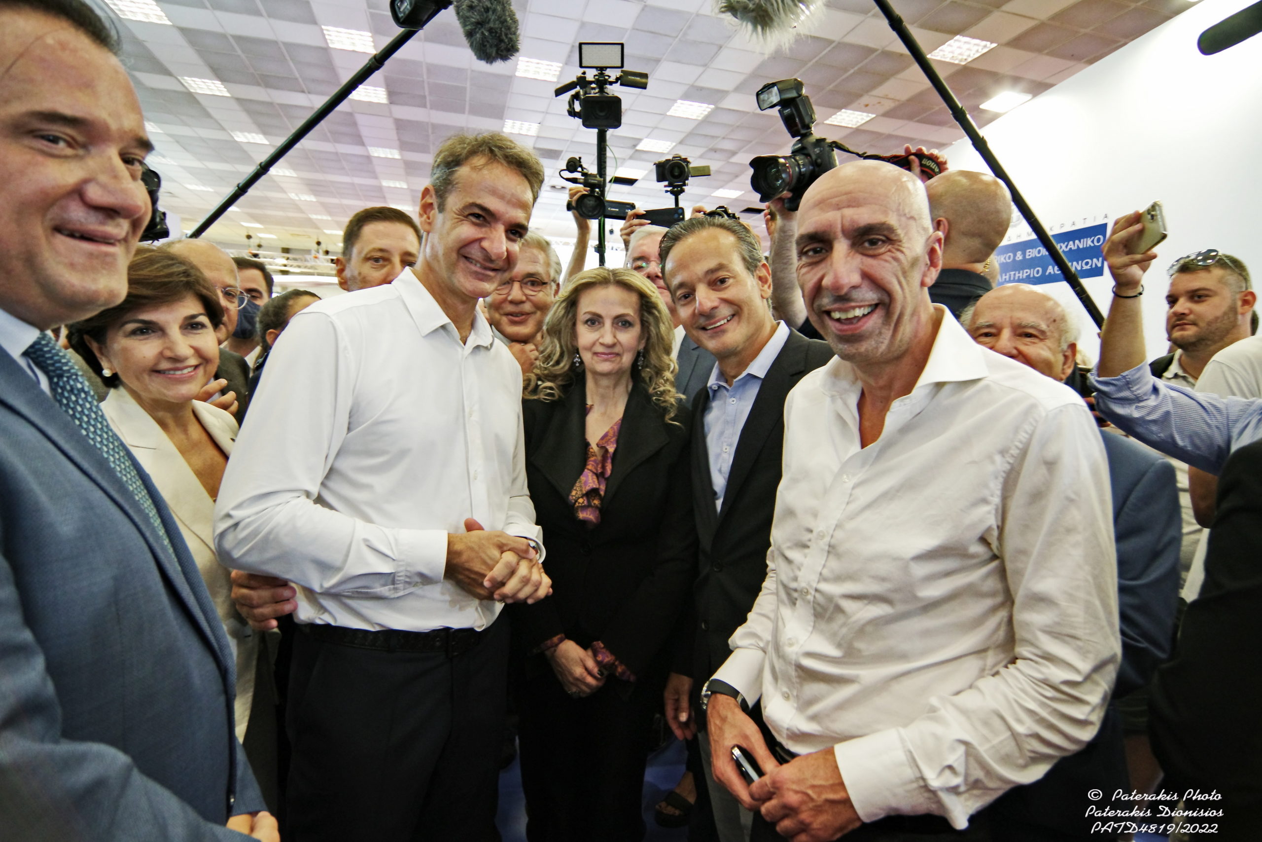 ΔΕΘ: Τι είπε ο Μητσοτάκης στο περίπτερο του ΕΒΕΑ