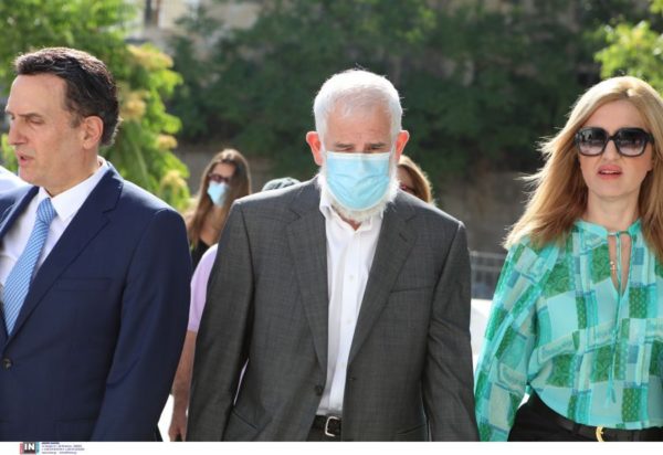 Πέτρος Φιλιππίδης