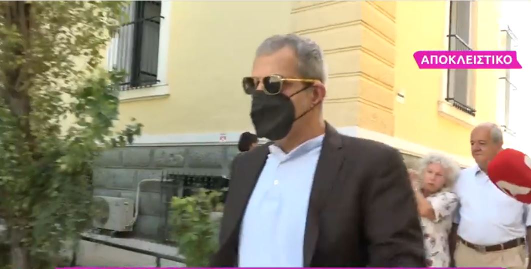 Στα δικαστήρια ο Θέμης Αδαμαντίδης – Έσπρωξε δημοσιογράφο που τον ρώτησε για την Βαρβάρα Κίρκη