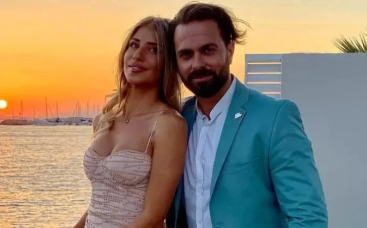 Η Αναστασία Δεληγιάννη στην αγκαλιά του Ηλία Βρεττού