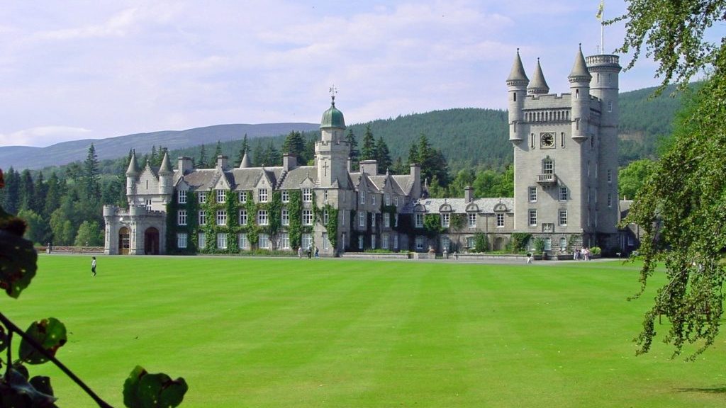 Η άγνωστη ιστορία ενός Αμερικανού τουρίστα όταν συνάντησε την Βασίλισσα Ελισάβετ – «Δεν την έχω δει – Είναι δύστροπη»