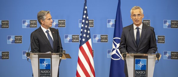 Διπλό μήνυμα ΗΠΑ—ΝΑΤΟ στην Τουρκία: Διαπραγματευτείτε με την Ελλάδα