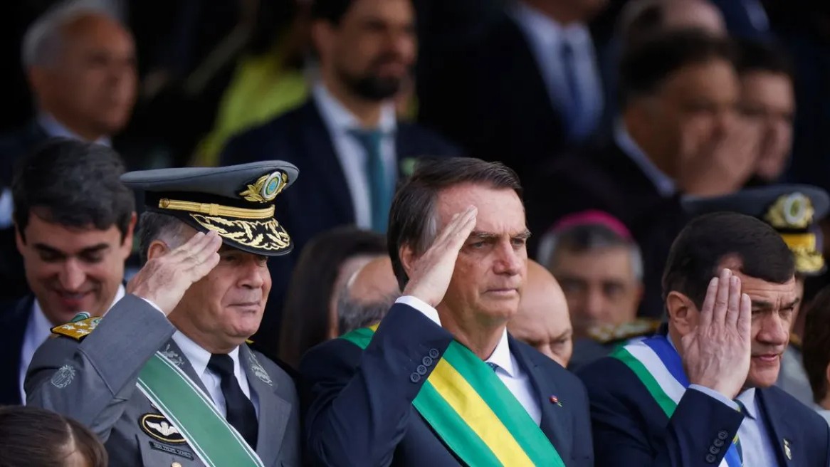 Πέθανε η βασίλισσα Ελισάβετ: Στη Βραζιλία ο Μπολσονάρου κηρύσσει 3ήμερο εθνικό πένθος