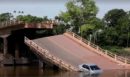 Κατέρρευσε γέφυρα και «κατάπιε» πούλμαν στη Βραζιλία