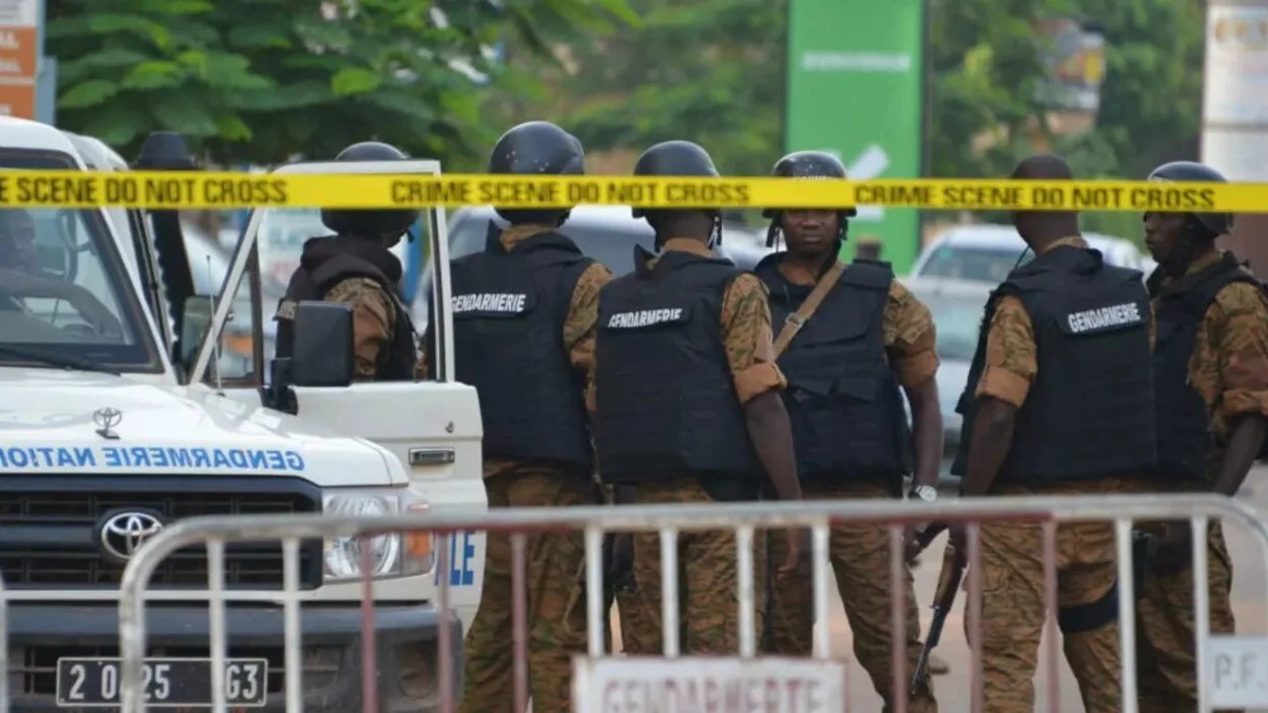 Μπουρκίνα Φάσο: Τουλάχιστον 35 πολίτες νεκροί στην έκρηξη αυτοσχέδιου εκρηκτικού μηχανισμού