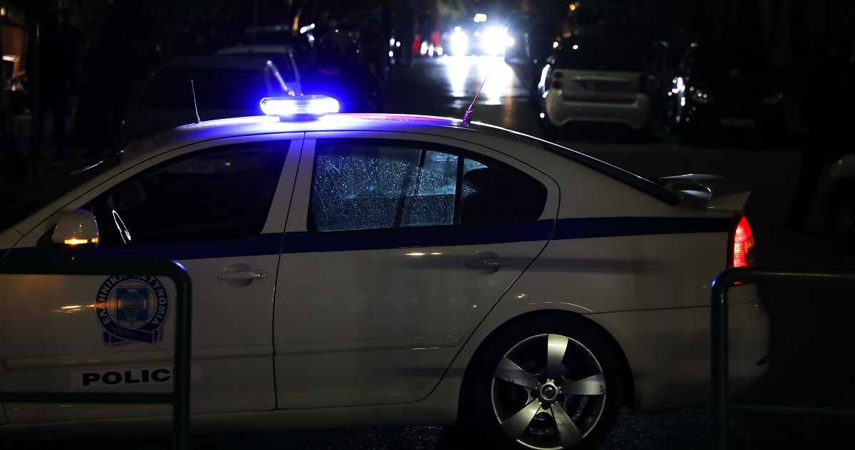 Θεσσαλονίκη: Άτομο έπεσε από τον τρίτο όροφο πολυκατοικίας