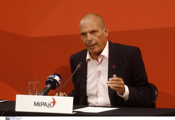 Γιάνης Βαρουφάκης