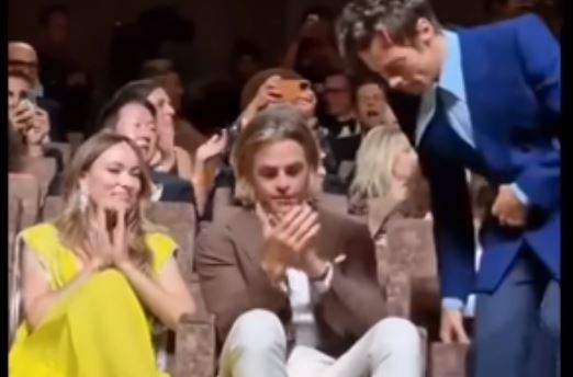 Viral το ΒΙΝΤΕΟ που φαίνεται ο Χάρι Στάιλς να φτύνει τον Κρις Πάιν