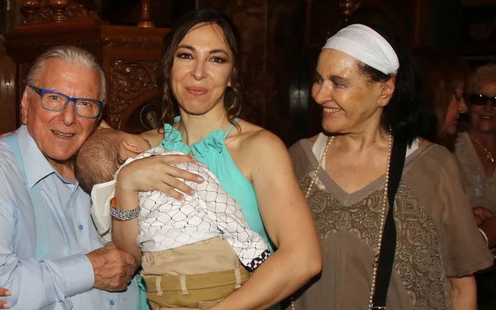 Μάρθα Καραγιάννη: Όσα αποκάλυψε η Αλίκη Κατσαβού για την κουμπάρα της