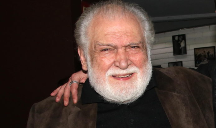 Κώστας Καζάκος