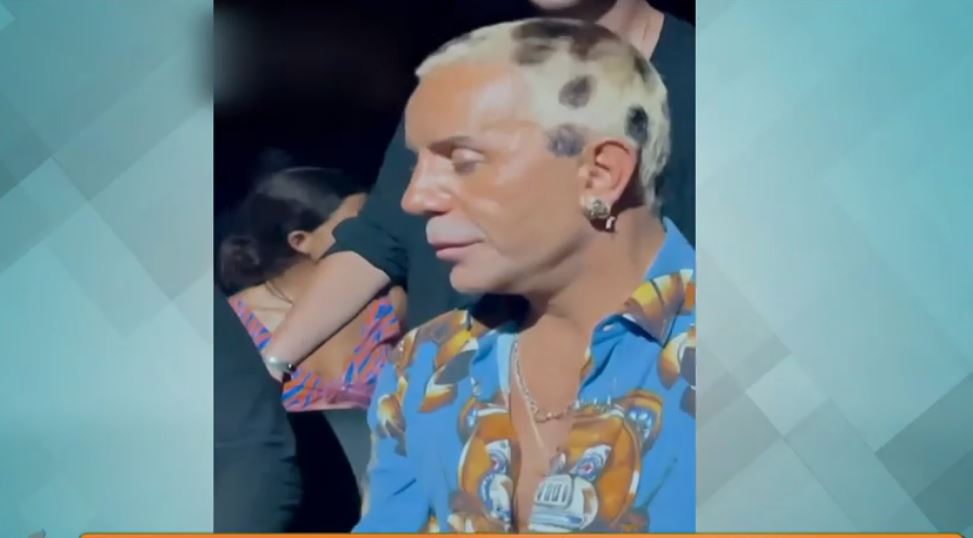 Γιώργος Μαζωνάκης: Έκανε πρεμιέρα με λεοπάρ μαλλιά