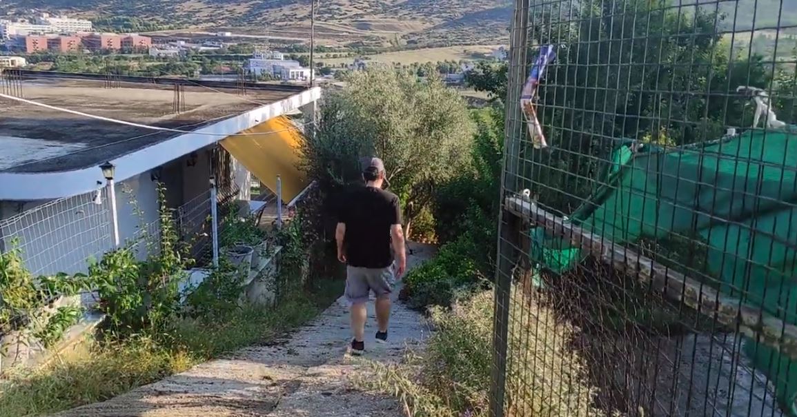 Πολίχνη: Το τραγικό παιχνίδι της μοίρας για την οικογένεια του ηλικιωμένου που εντοπίστηκε νεκρός σε σκεπή