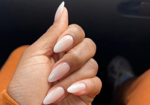 Nude ombre nails